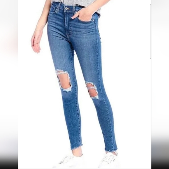 NWT Levi's Mile High Super Skinny Distressed Jeans - Picture 1 of 13